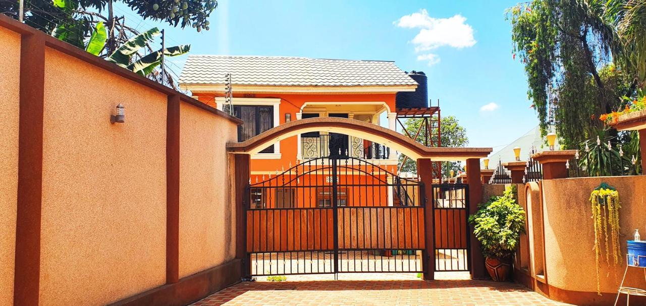 Goodhope 3-Bedroom Vacation Rental อารูชา ภายนอก รูปภาพ